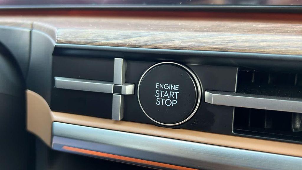 used 2024 Hyundai Santa Fe car, priced at $37,300