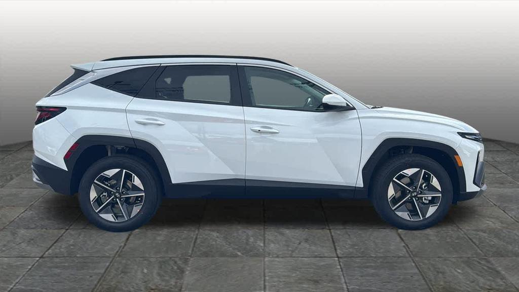 new 2026 Hyundai TUCSON Hybrid car, priced at $36,855