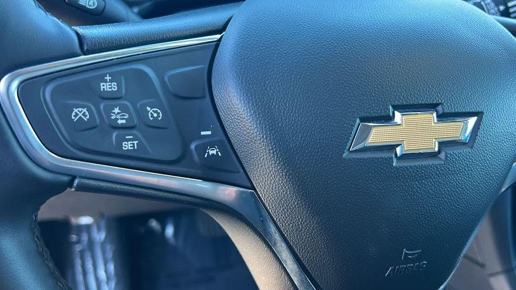 used 2024 Chevrolet Equinox car, priced at $22,988