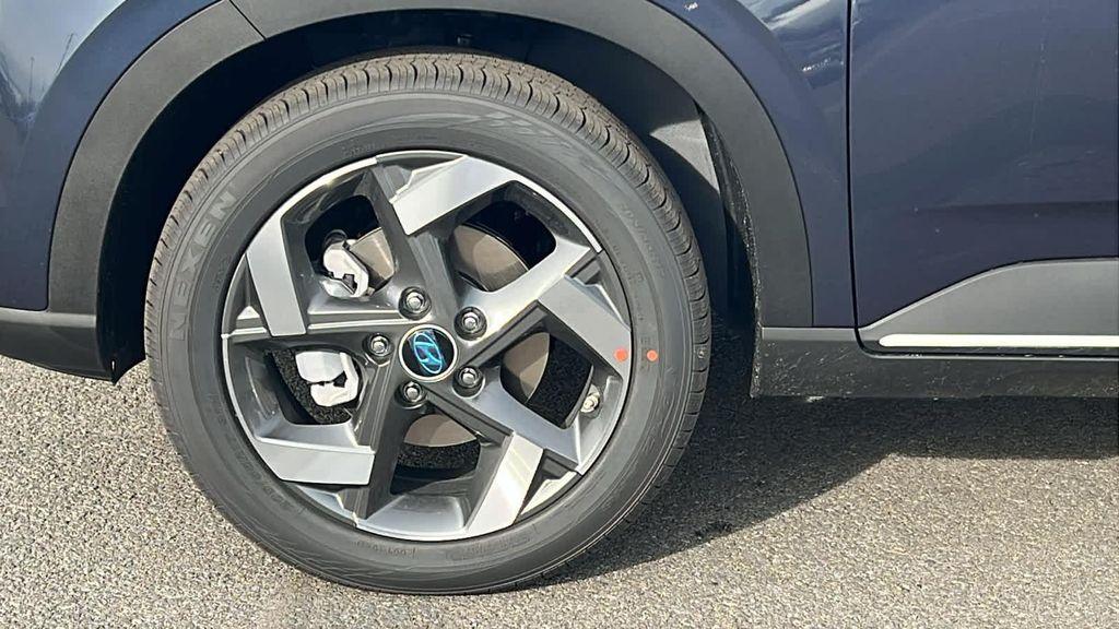 new 2026 Hyundai Venue car, priced at $24,995