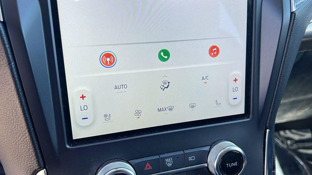 used 2024 Ford Edge car, priced at $26,800