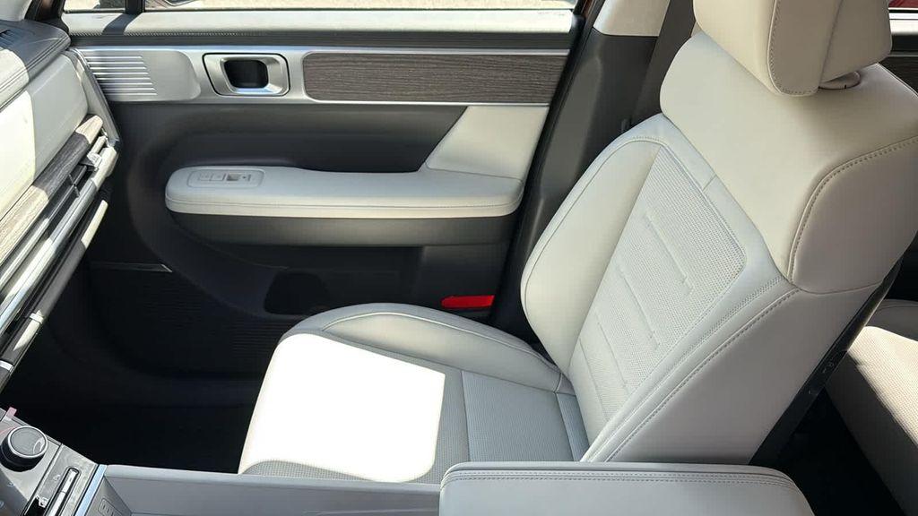 used 2025 Hyundai Santa Fe car, priced at $48,588