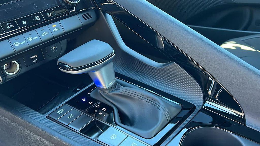 new 2026 Hyundai ELANTRA HEV car, priced at $29,810