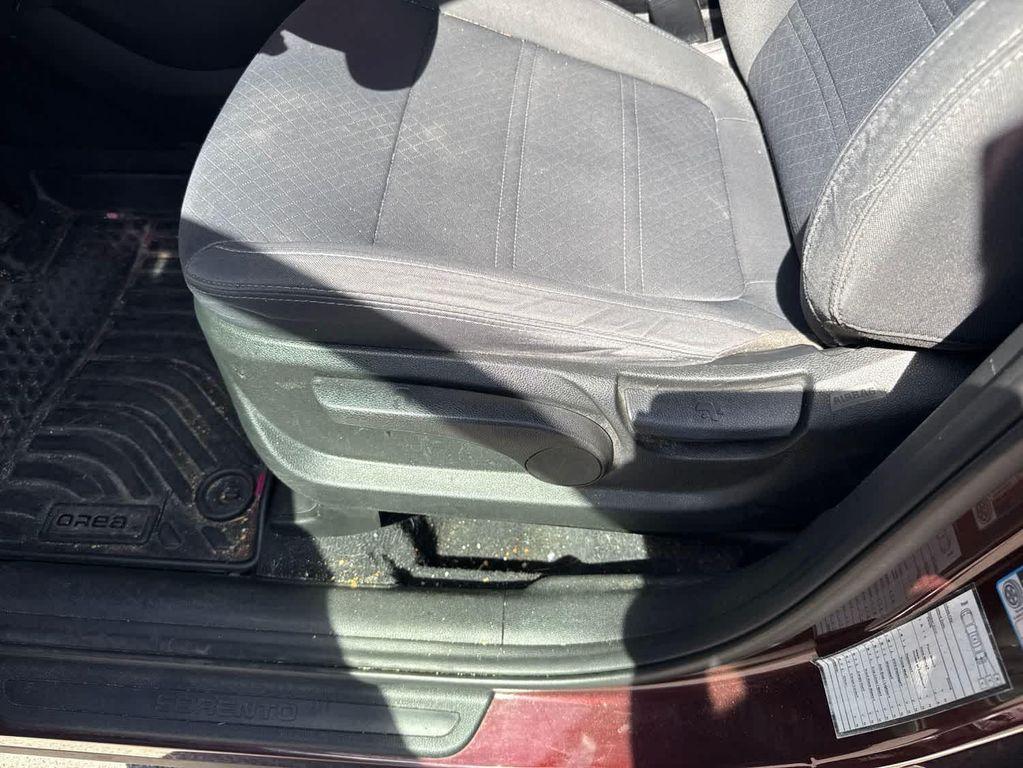 used 2020 Kia Sorento car, priced at $14,985