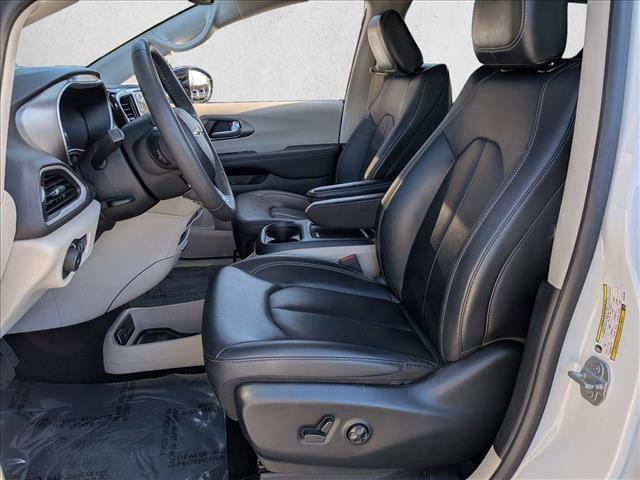 used 2024 Chrysler Pacifica car, priced at $25,610