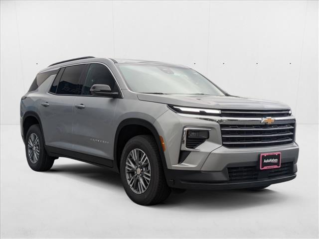 new 2025 Chevrolet Traverse car, priced at $38,300
