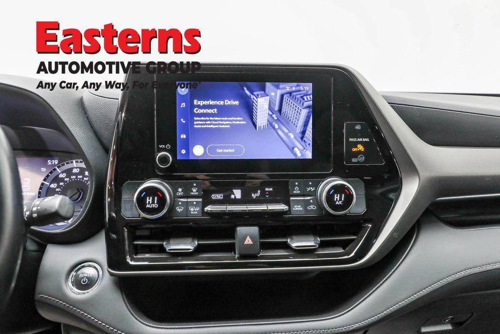 used 2023 Toyota Highlander Hybrid car, priced at $24,950