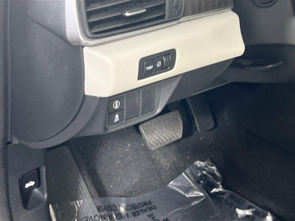 used 2018 Honda Accord car, priced at $25,794