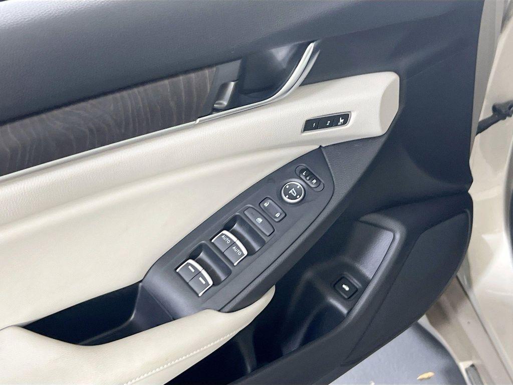 used 2018 Honda Accord car, priced at $25,794