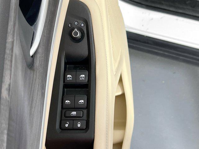 used 2023 Jeep Grand Cherokee car, priced at $32,191