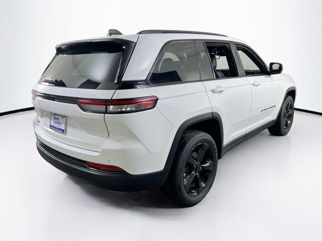 used 2023 Jeep Grand Cherokee car, priced at $33,059
