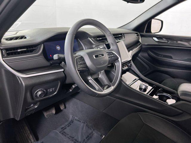 used 2023 Jeep Grand Cherokee car, priced at $33,245