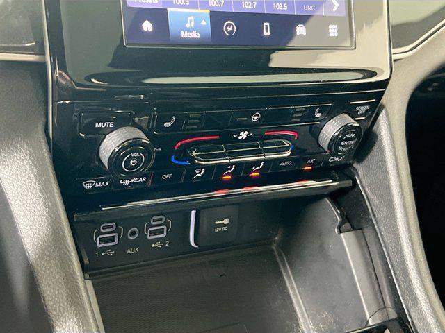 used 2023 Jeep Grand Cherokee car, priced at $33,895