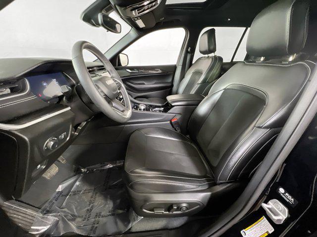 used 2023 Jeep Grand Cherokee car, priced at $33,895