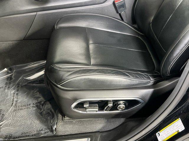 used 2022 Jeep Grand Cherokee car, priced at $37,993