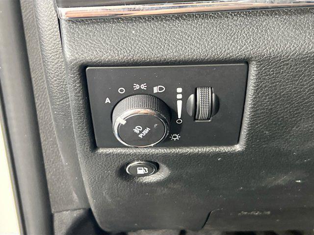 used 2022 Jeep Grand Cherokee car, priced at $24,185