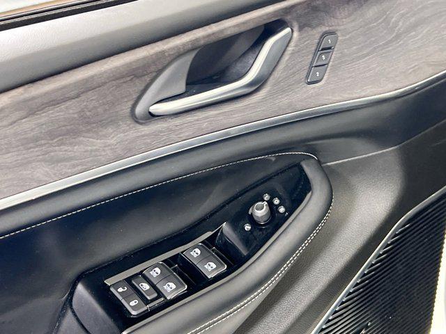 used 2022 Jeep Grand Cherokee car, priced at $36,311
