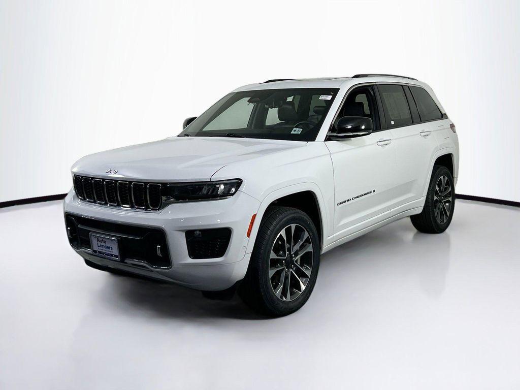 used 2022 Jeep Grand Cherokee car, priced at $34,611