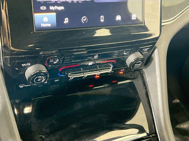 used 2023 Jeep Grand Cherokee car, priced at $32,744