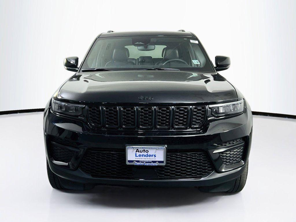 used 2023 Jeep Grand Cherokee car, priced at $33,967