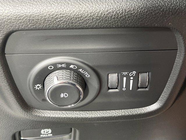 used 2023 Jeep Grand Cherokee car, priced at $39,595