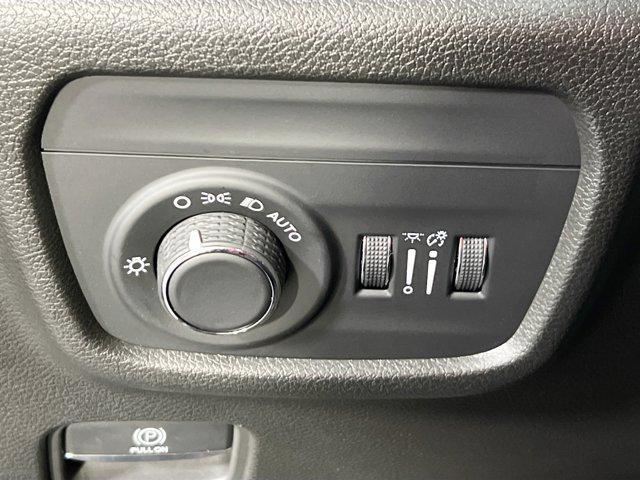 used 2023 Jeep Grand Cherokee car, priced at $33,391