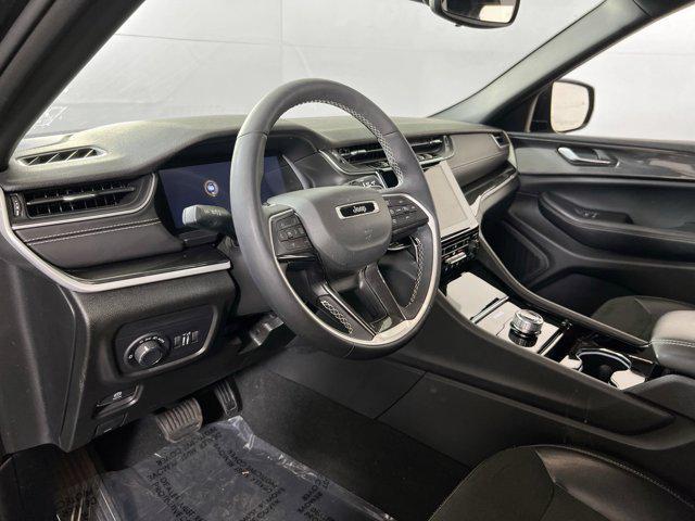 used 2023 Jeep Grand Cherokee car, priced at $33,391