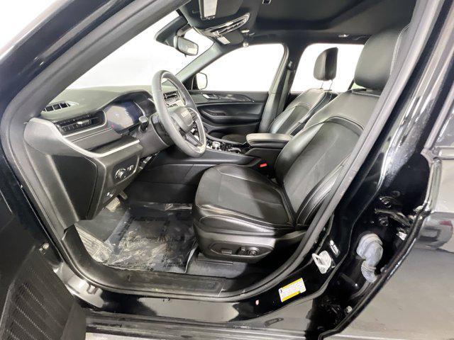 used 2023 Jeep Grand Cherokee car, priced at $33,474