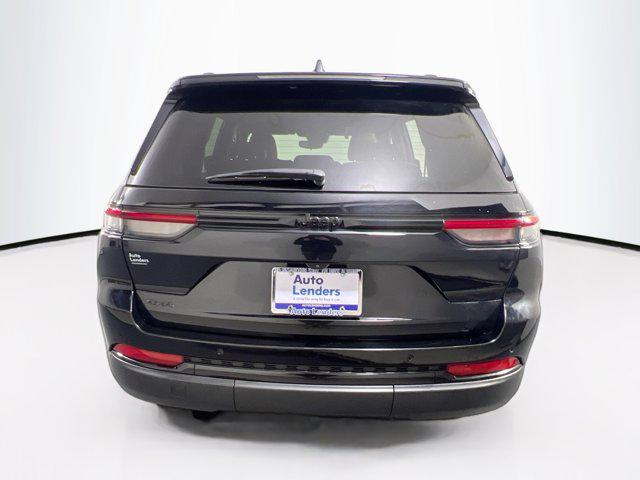 used 2023 Jeep Grand Cherokee car, priced at $33,474