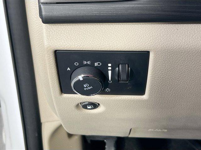 used 2022 Jeep Grand Cherokee car, priced at $24,194