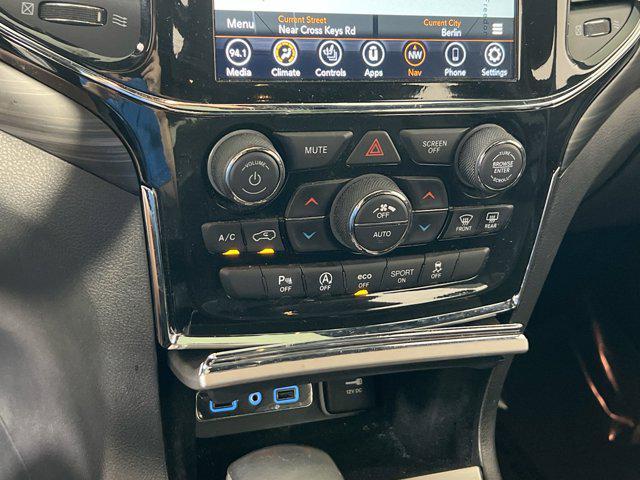 used 2022 Jeep Grand Cherokee car, priced at $27,337