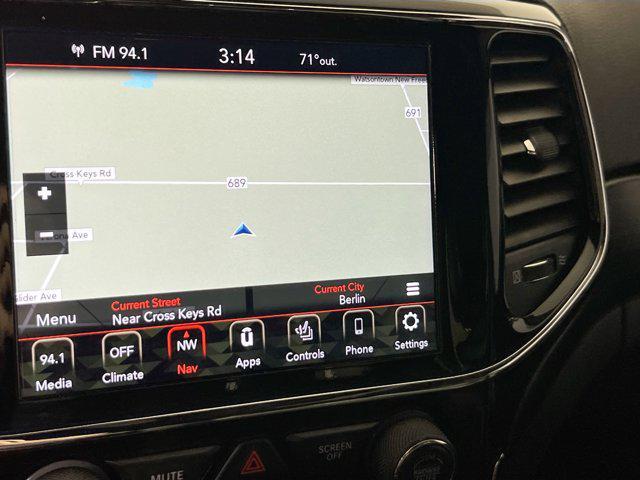 used 2022 Jeep Grand Cherokee car, priced at $26,885