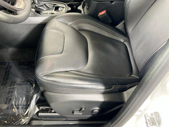 used 2022 Jeep Cherokee car, priced at $23,176