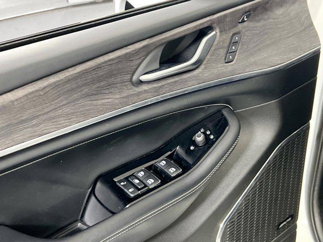 used 2022 Jeep Grand Cherokee car, priced at $35,139