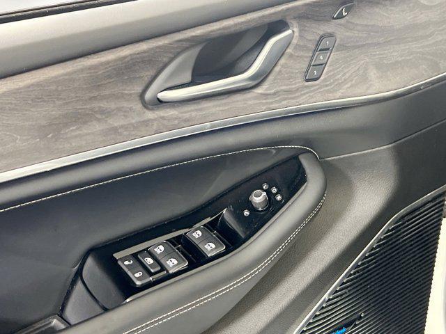 used 2022 Jeep Grand Cherokee car, priced at $38,207