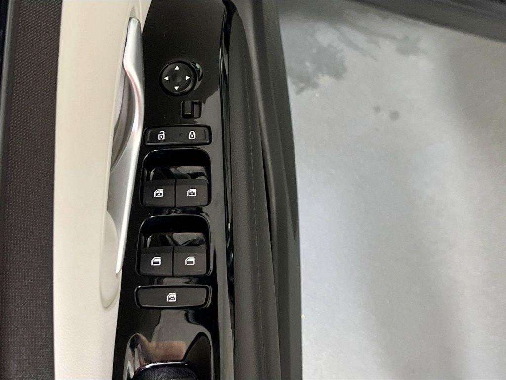 used 2023 Hyundai TUCSON Hybrid car, priced at $30,390
