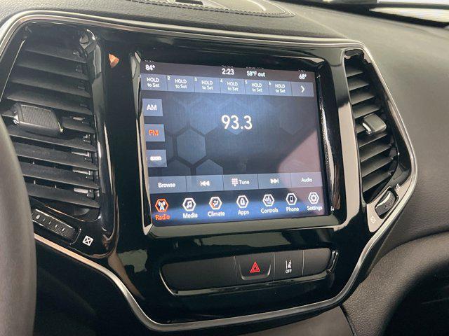 used 2022 Jeep Cherokee car, priced at $23,019