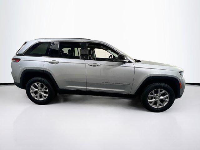 used 2022 Jeep Grand Cherokee car, priced at $28,987
