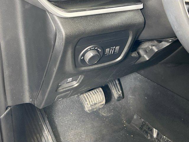 used 2023 Jeep Grand Cherokee car, priced at $29,116