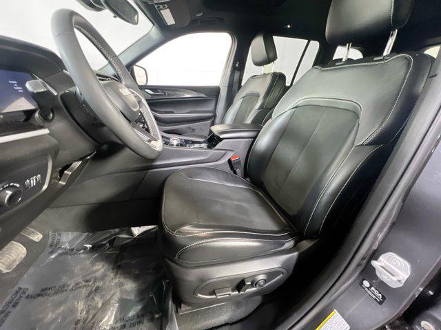 used 2023 Jeep Grand Cherokee car, priced at $33,084