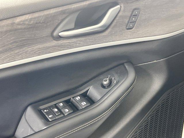 used 2023 Jeep Grand Cherokee car, priced at $32,977