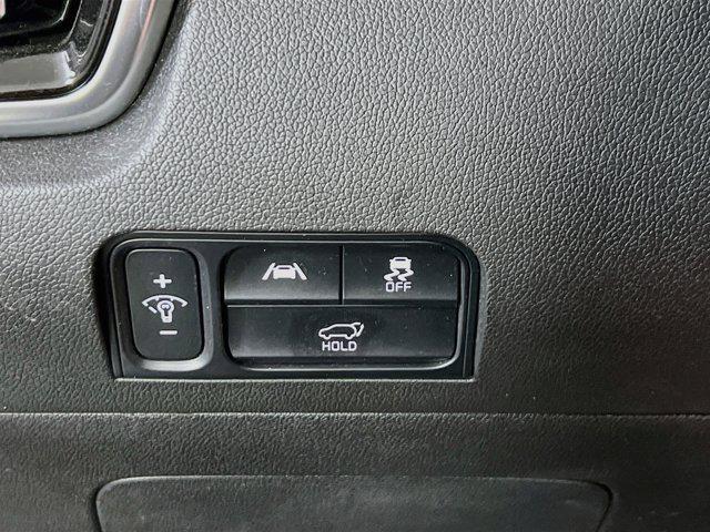 used 2022 Kia Sorento car, priced at $28,977