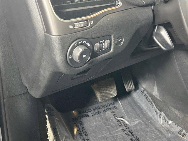 used 2022 Jeep Cherokee car, priced at $23,183