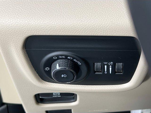 used 2023 Jeep Grand Cherokee car, priced at $34,791