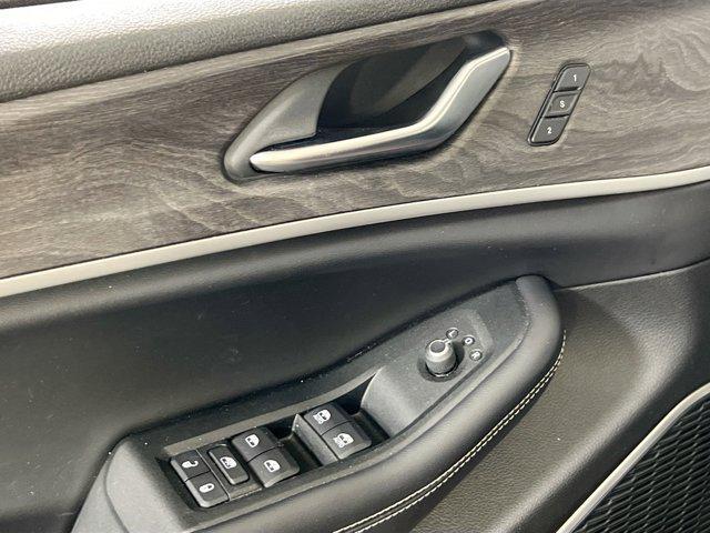 used 2021 Jeep Grand Cherokee L car, priced at $27,339