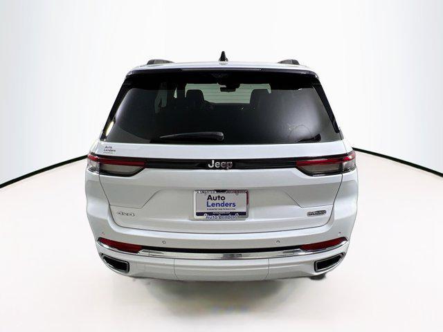 used 2023 Jeep Grand Cherokee car, priced at $42,007