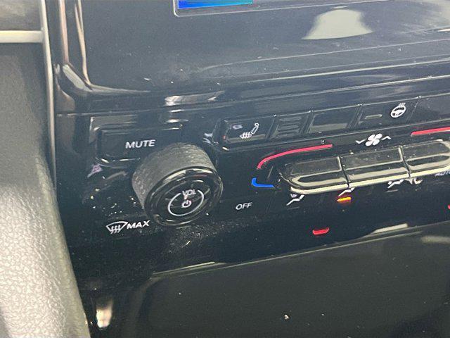 used 2022 Jeep Grand Cherokee car, priced at $30,124