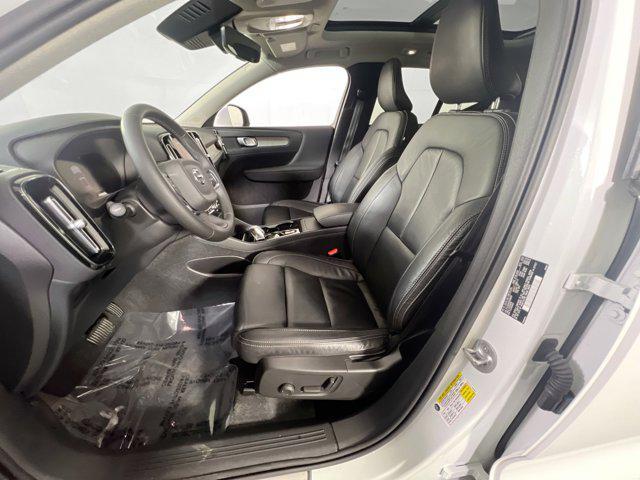 used 2023 Volvo XC40 car, priced at $28,876