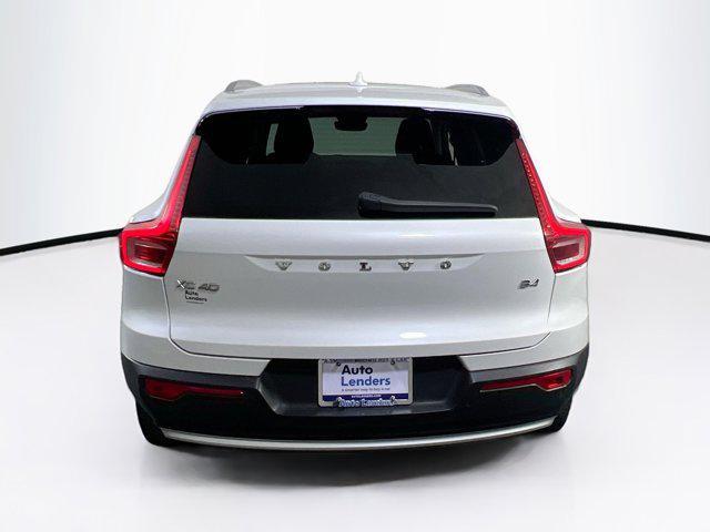 used 2023 Volvo XC40 car, priced at $28,876