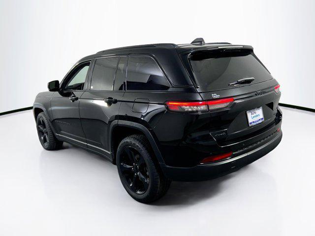 used 2023 Jeep Grand Cherokee car, priced at $31,617